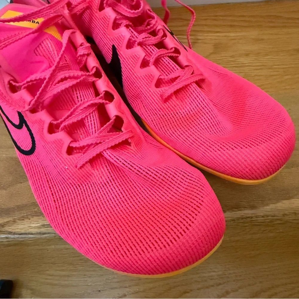 Nike Zoom Mamba 6 Mens 11.5 Hyper Pink Track Shoes DR2733-600 NWT No Spikes